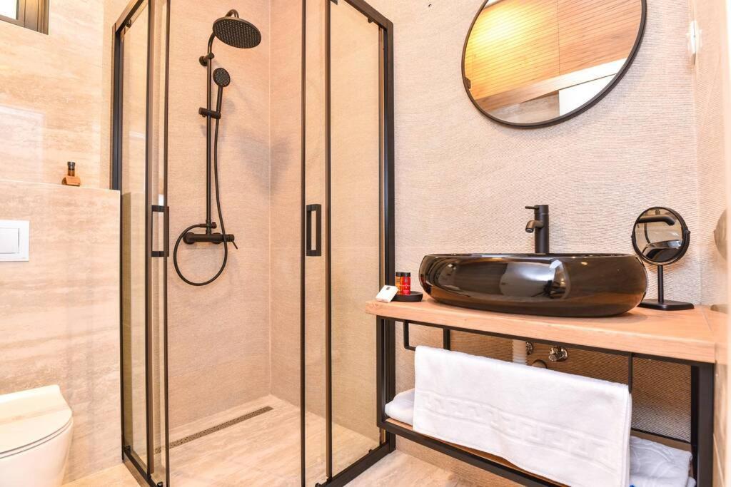New & Luxury 5* With Breathtaking View- Kiki Lu Apartment Ragusa Esterno foto